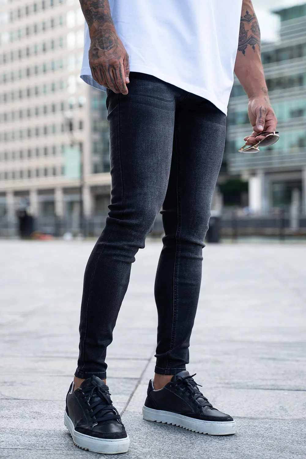 Men's Black Skinny Jean - No Rips