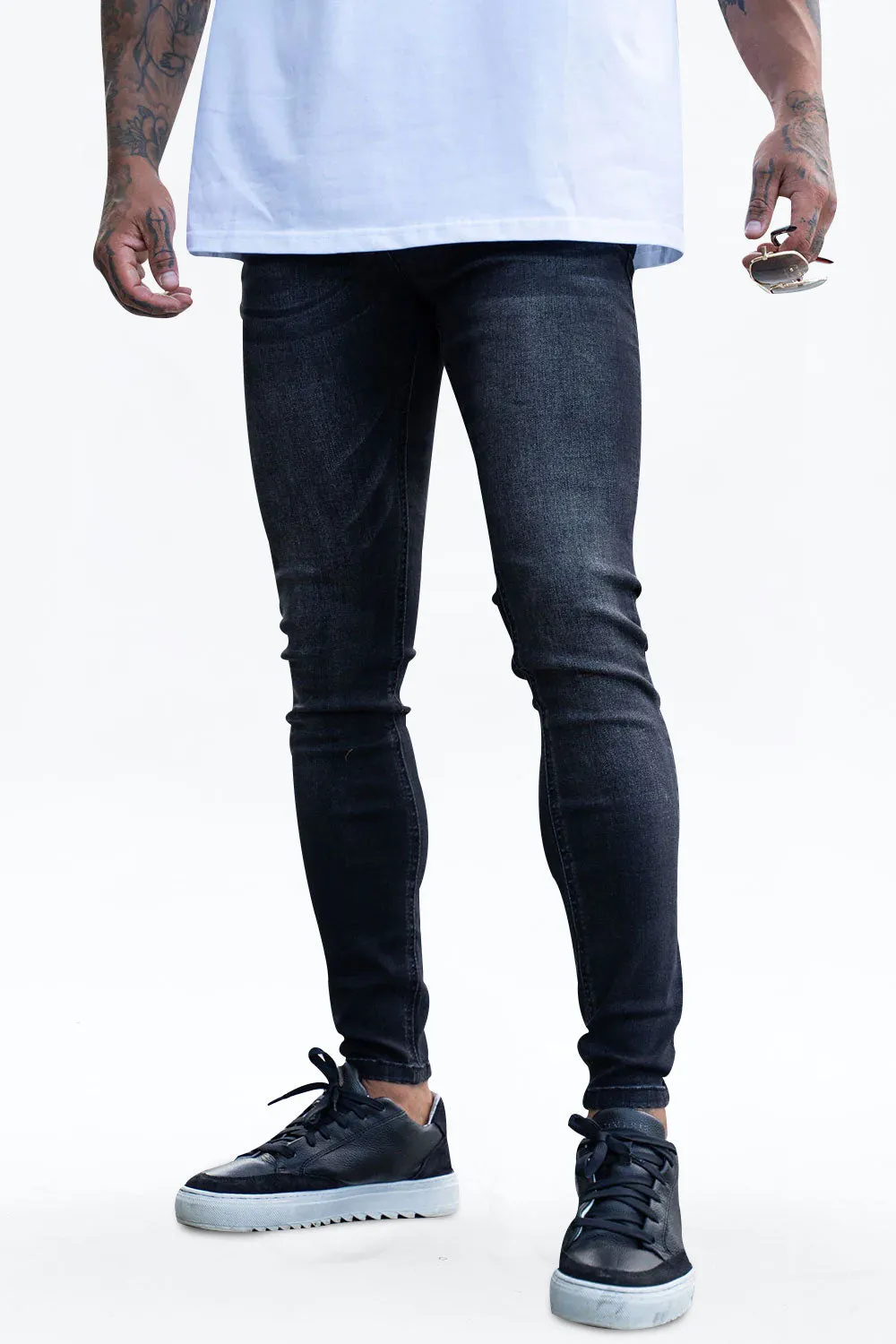 Men's Black Skinny Jean - No Rips