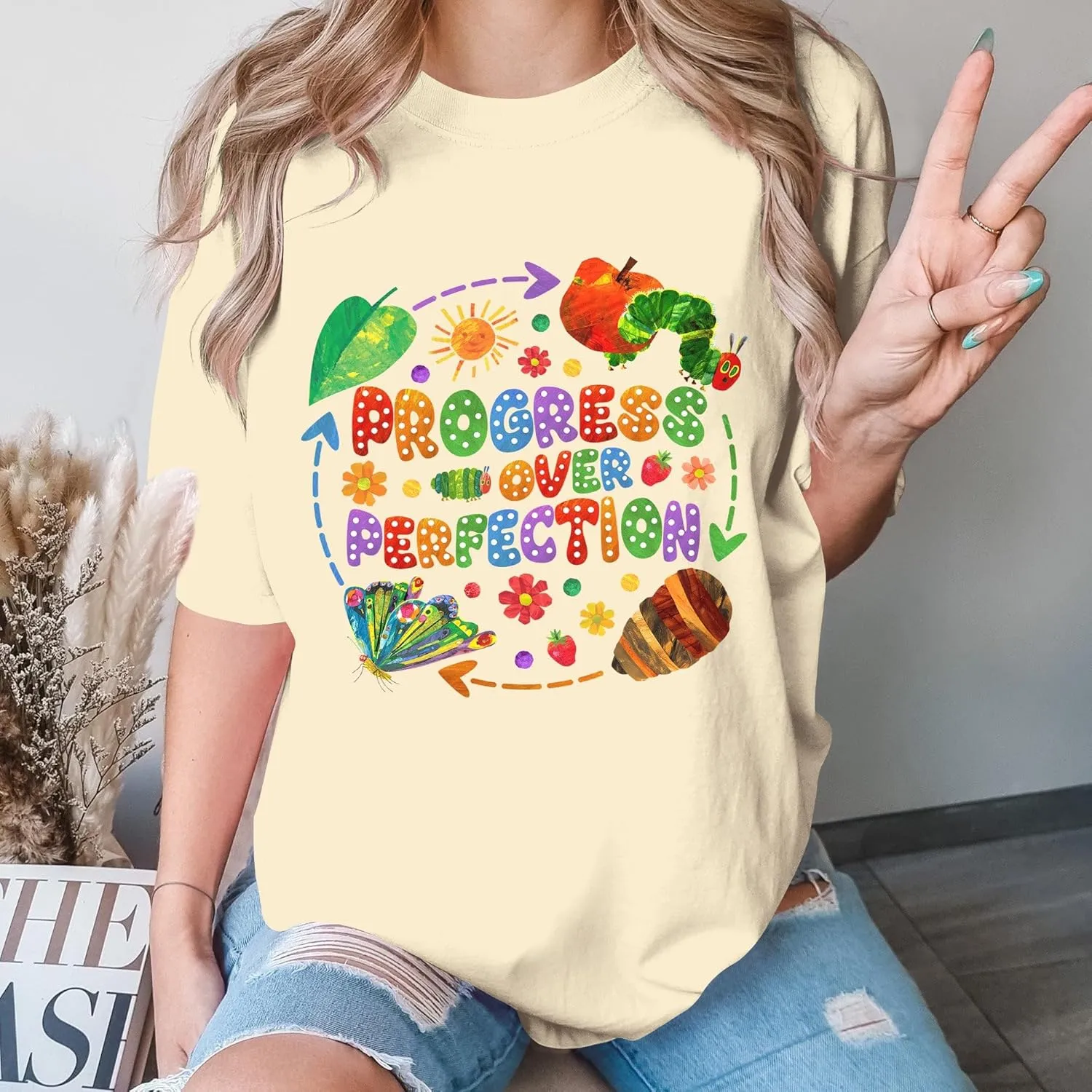 Teacher T-Shirt - Appreciation Gifts for Teacher - Back to School Shirt - Gifts for Teacher's Day
