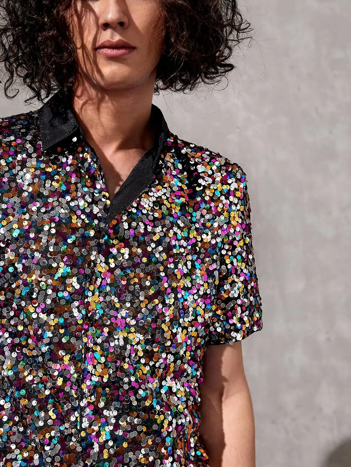WDIRARA Men's Sequin Color Block Short Sleeve Collared Neck Button Down Shirt Party Club Tops